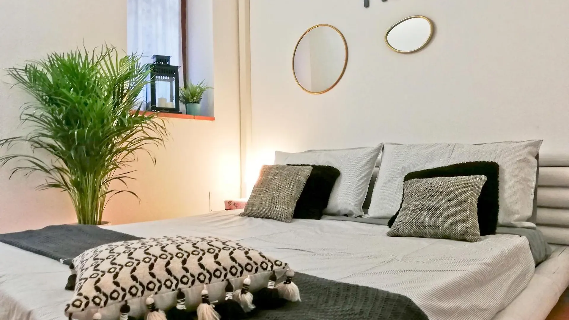 Apartment Naviglio Pavese Terrace 2 Camere 15 Min Dal Duomo Mailand Italien
